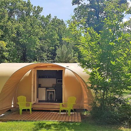Camping Bois De St Hilaire Chalandray Εξωτερικό φωτογραφία