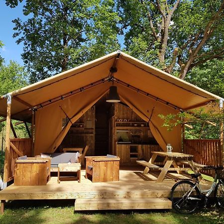 Camping Bois De St Hilaire Chalandray Εξωτερικό φωτογραφία