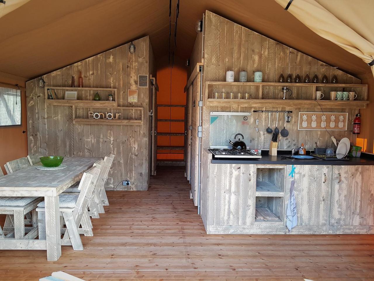 Camping Bois De St Hilaire Chalandray Εξωτερικό φωτογραφία