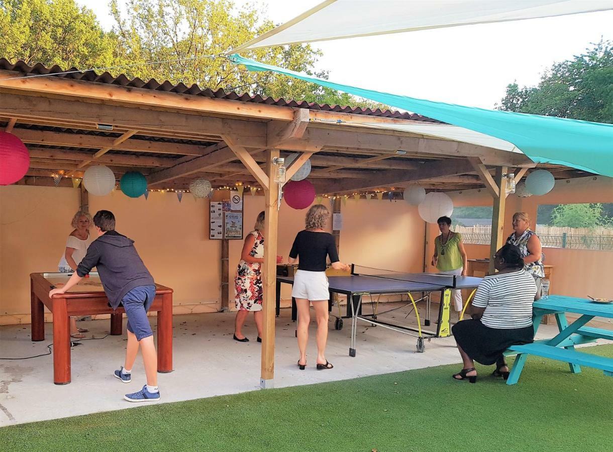 Camping Bois De St Hilaire Chalandray Εξωτερικό φωτογραφία