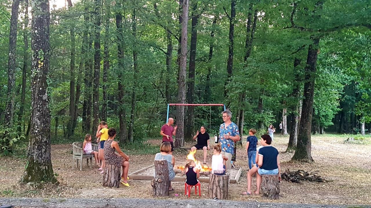 Camping Bois De St Hilaire Chalandray Εξωτερικό φωτογραφία